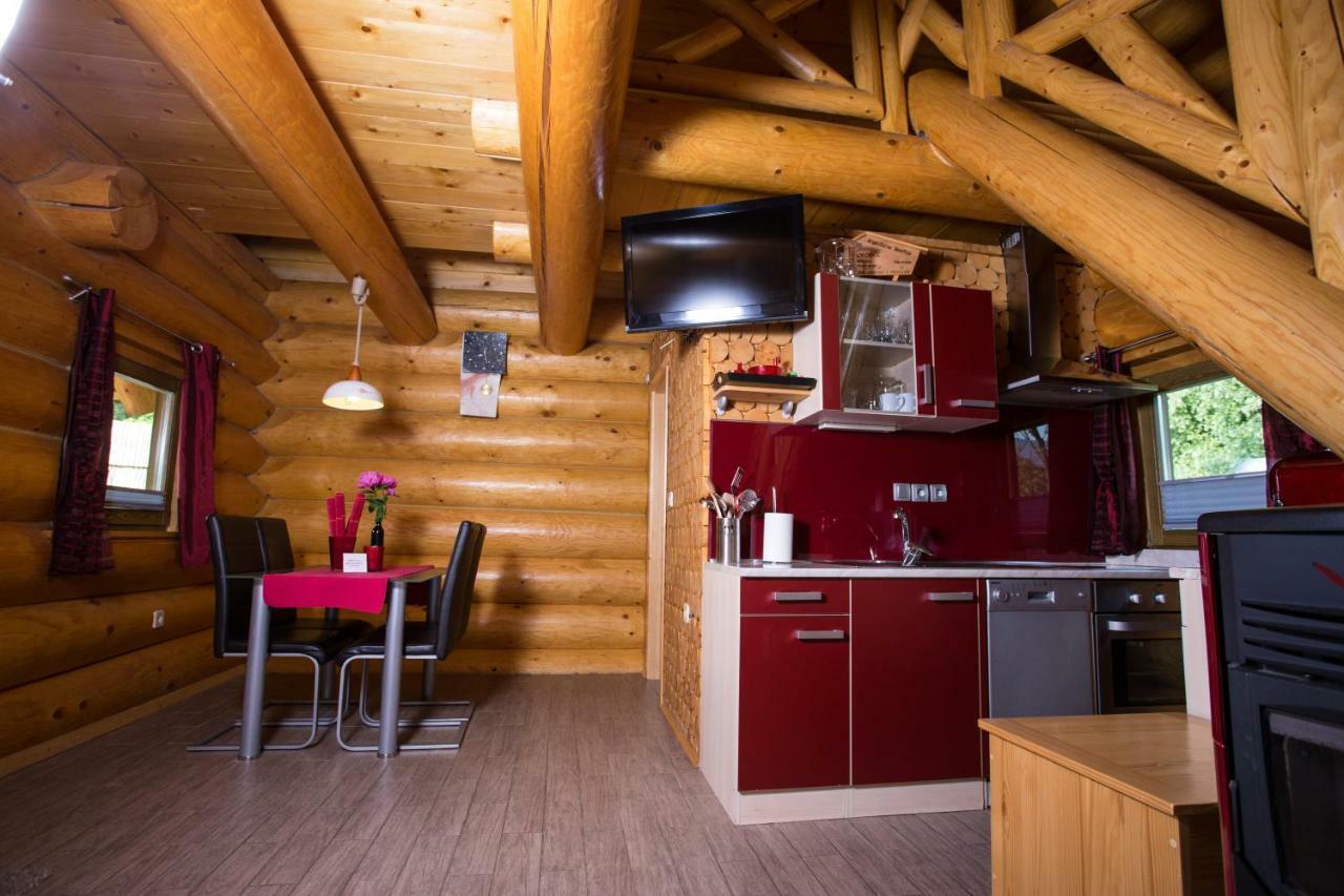 Korosec Apartments And Wellness Centre Мозирье Экстерьер фото