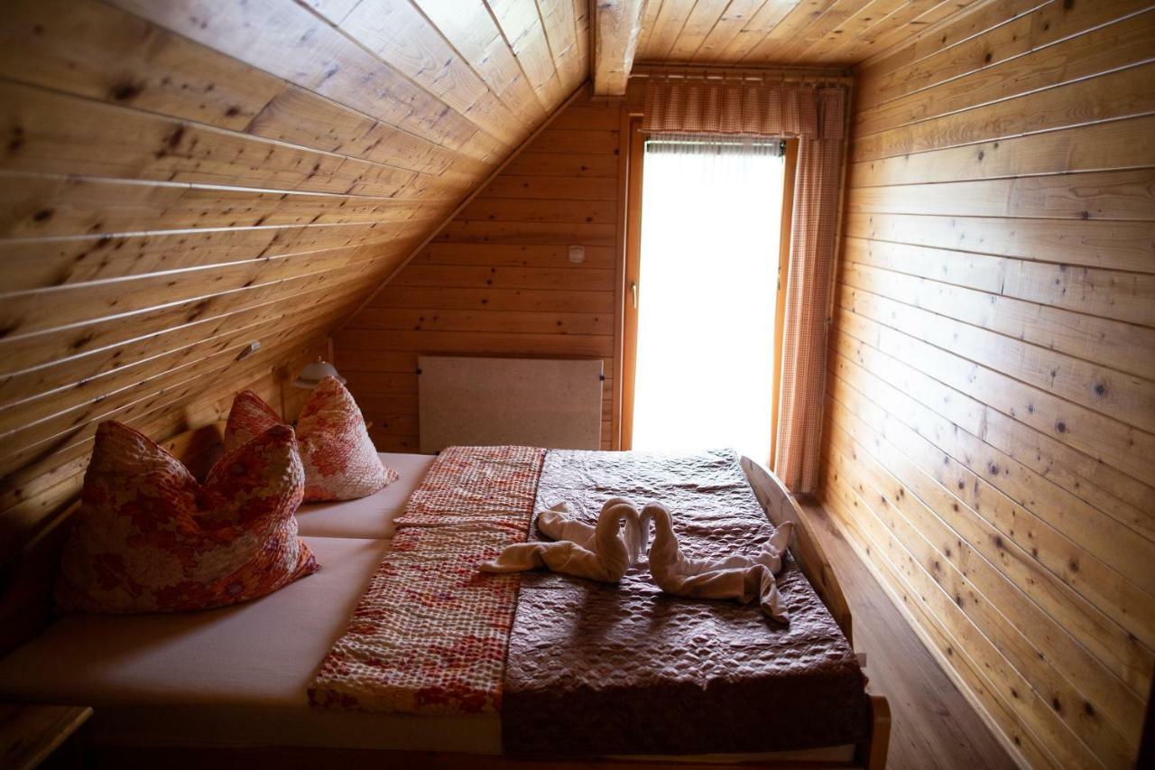 Korosec Apartments And Wellness Centre Мозирье Экстерьер фото